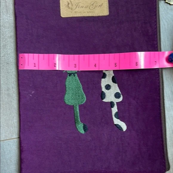 💜3 for $15💜 Cat Embroidered toiletries bag - Picture 3 of 5